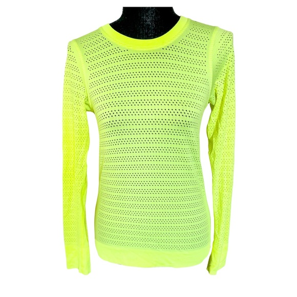 lululemon athletica Tops - Lululemon Swiftly Breathe Long Sleeve Shirt Size 4